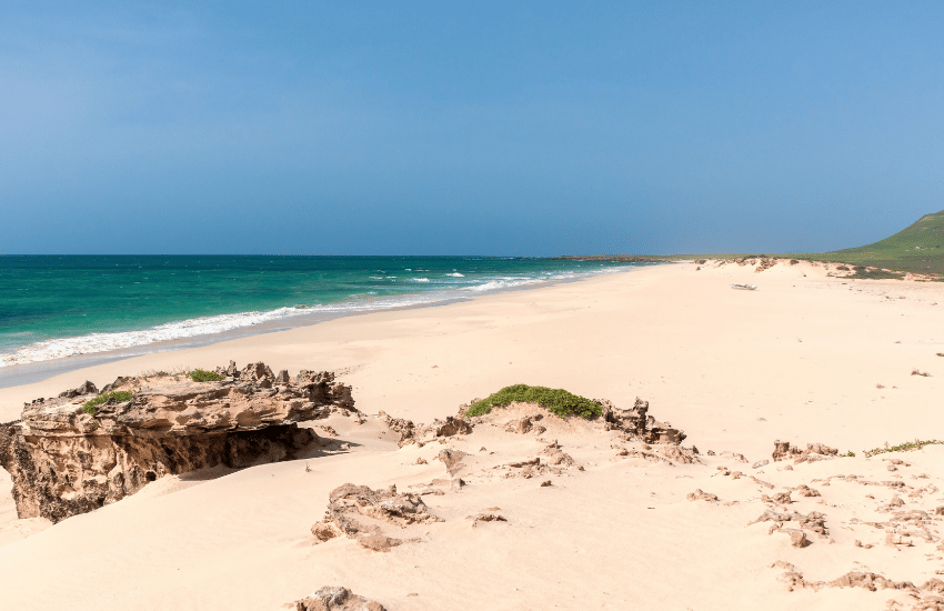 Plage Curralinho, Varandinha, Curral Velho et Santa Mónica